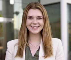 Headshot of Asheley Bullen